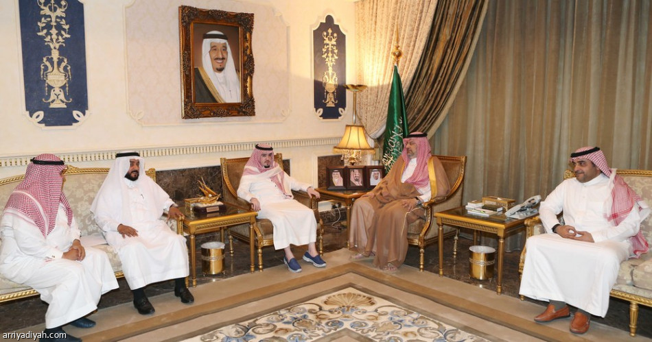 عبدالله بن مساعد  يستقبل إدارة الشعلة