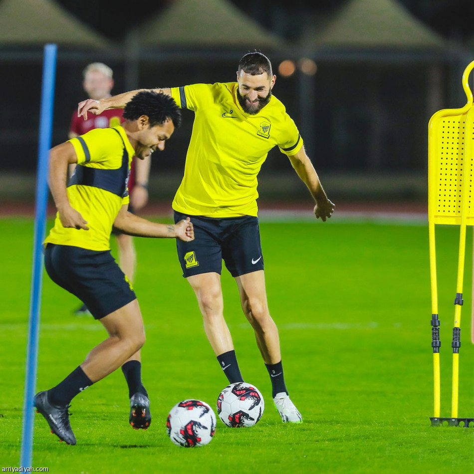 شرط يحدد 
مصير كانتي