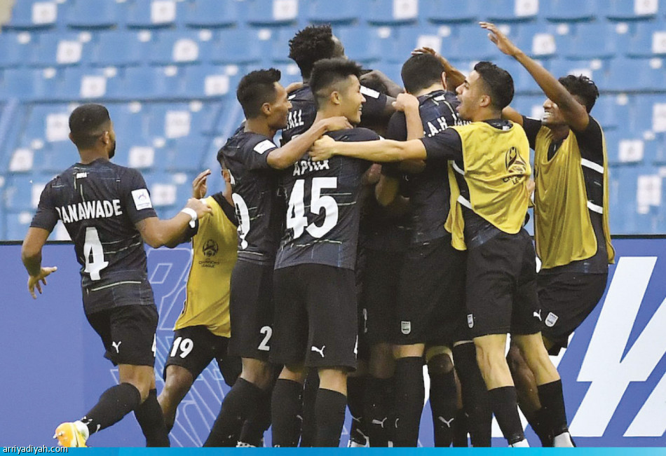 المرة الأولى..
الشباب ينطلق بانتصارين