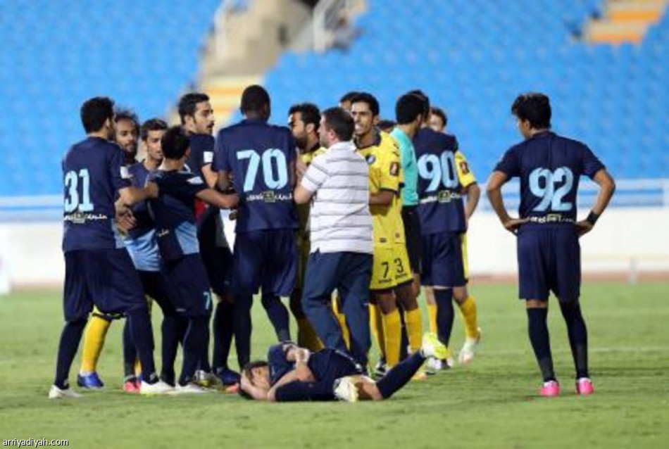 الباطن يواصل تألقه ويتأهل لربع النهائي
