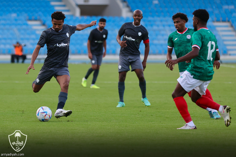 الدوري الرديف.. الطائي يكسب الاتفاق في 4 دقائق