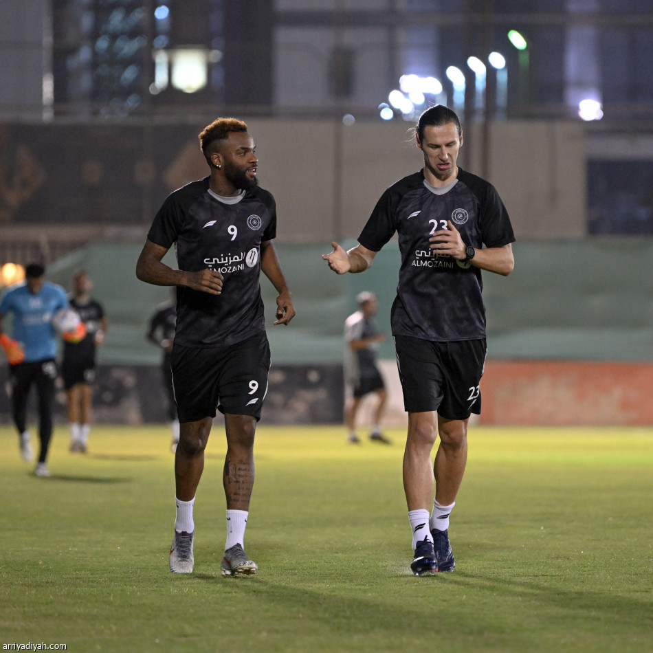 الشباب يعود بـ«الفيديو»