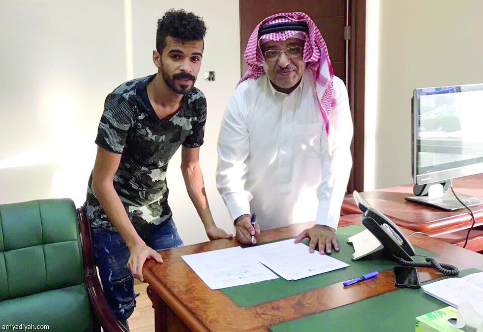 سباق الأولى ينطلق مبكرا