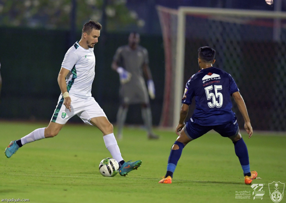 الأهلي يكسب تجربة جدة بهدفين