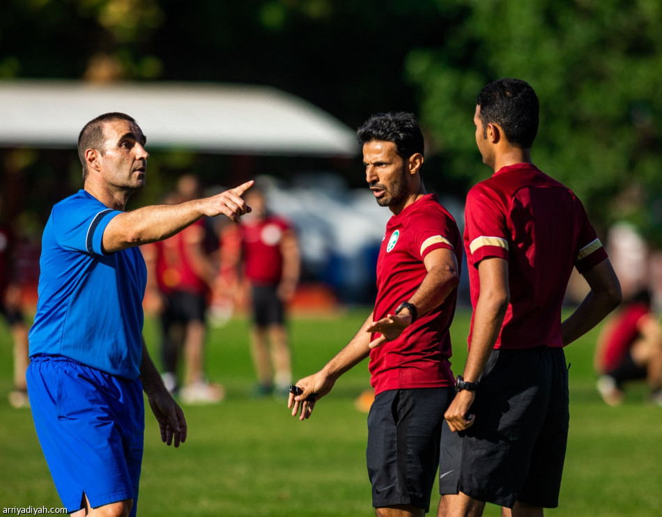 معسكر الحكام.. تطبيقات VAR ومحاضرة من «فيفا»