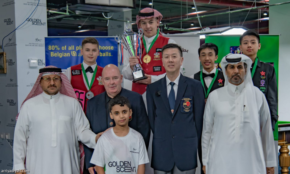 الويلزي ديفيز يحقق بطولة  العالم للسنوكر