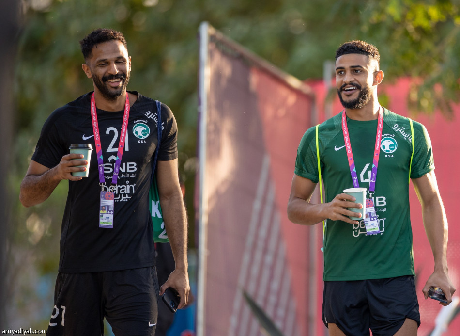 «العوائل» تدعم الأخضر قبل بولندا