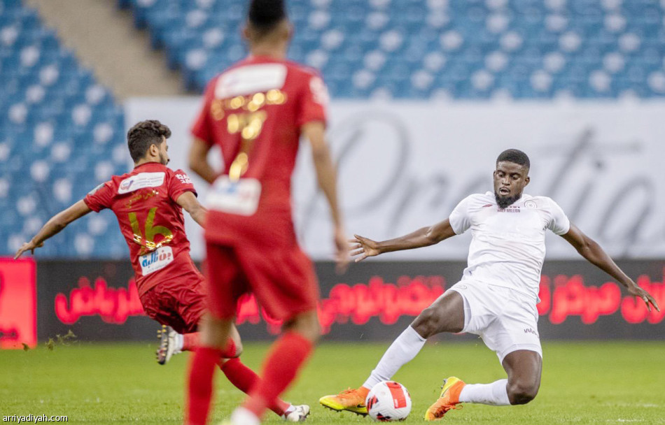 الشباب
يُلحق ضمك بالأهلي