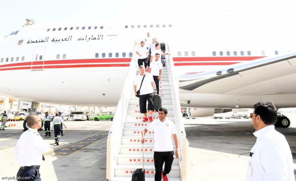 ملعب الأهلي وملعب الجوهرة يجهزان منتخب الإمارات