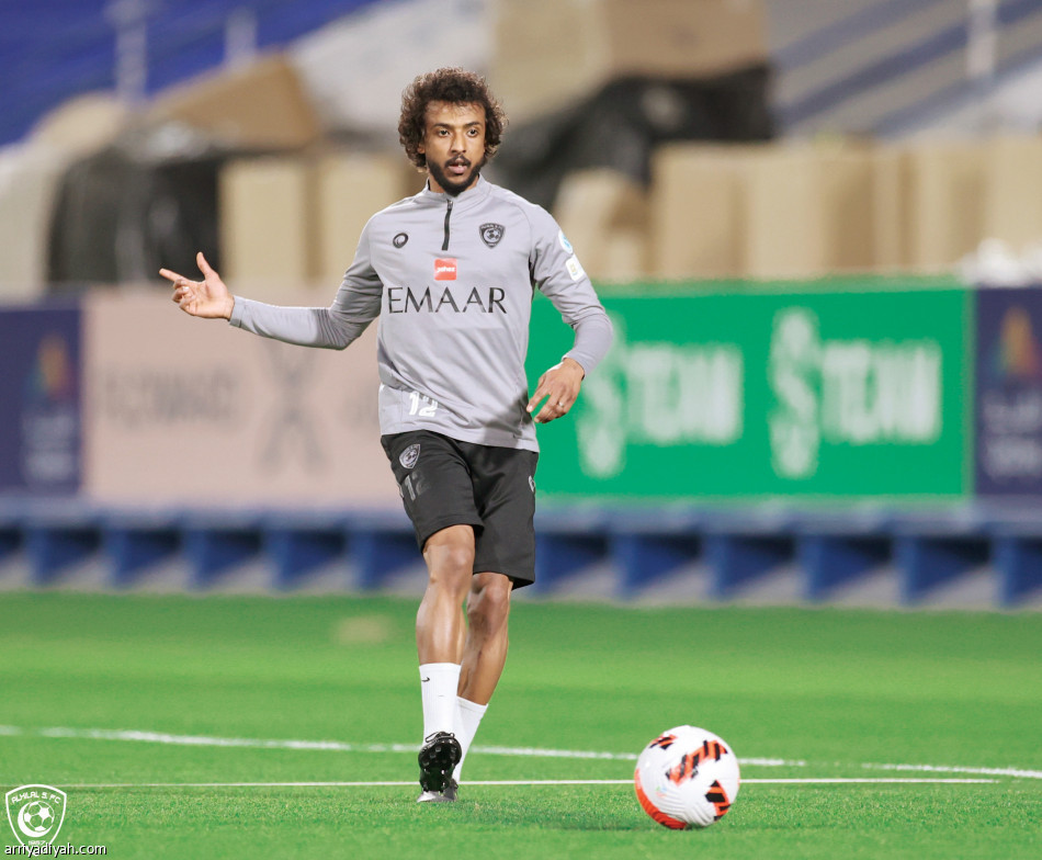 الهلال
يتفاءل بالخسارتين