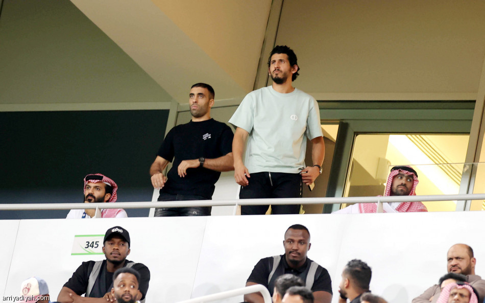 بالسلبية.. 
الاتحاد يتجاوز الأهلي