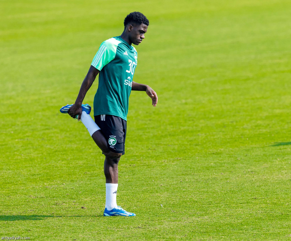 الشهراني 
مهدد بالغياب