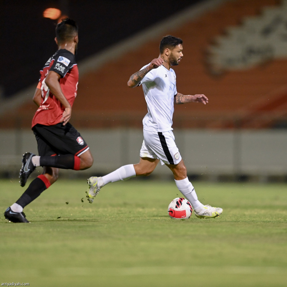 الشباب يكسب تجربة الرائد بثنائية إيجالو