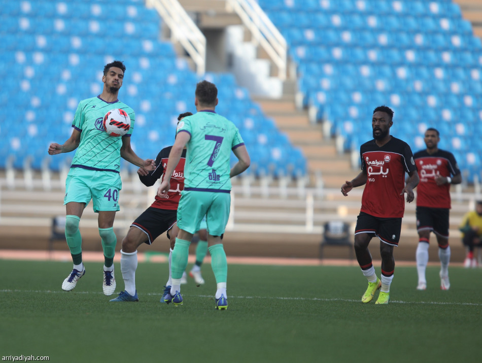 الرائد يذيق الأهلي الخسارة «الثالثة تواليا»