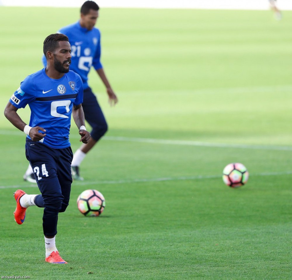 الهلال ينهي تحضيراته للرائد ويغادر للقصيم