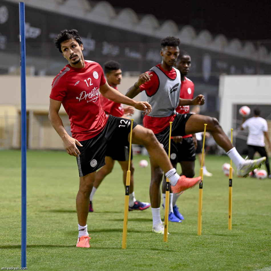 الشباب يريح الدوليين.. ويكشف عن الإصابات