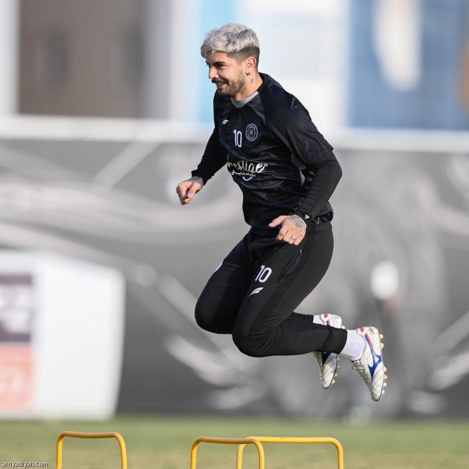 شاموسكا يستعد للتعاون بالبناء والاستحواذ