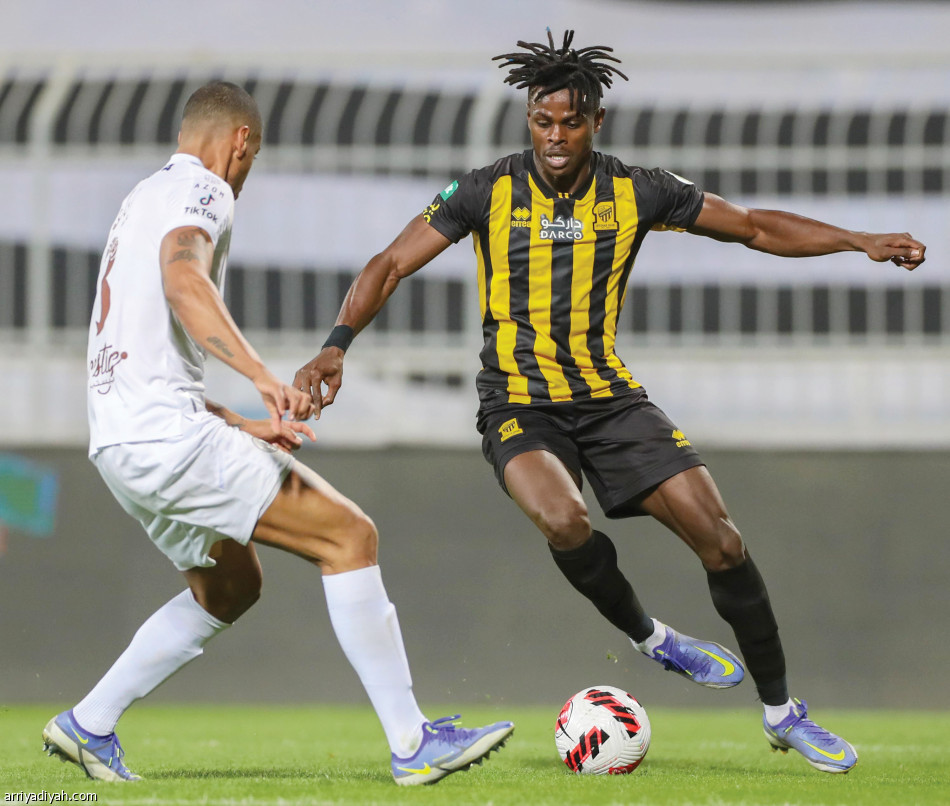 رأسيتان..
تعيدان ذكريات 2009