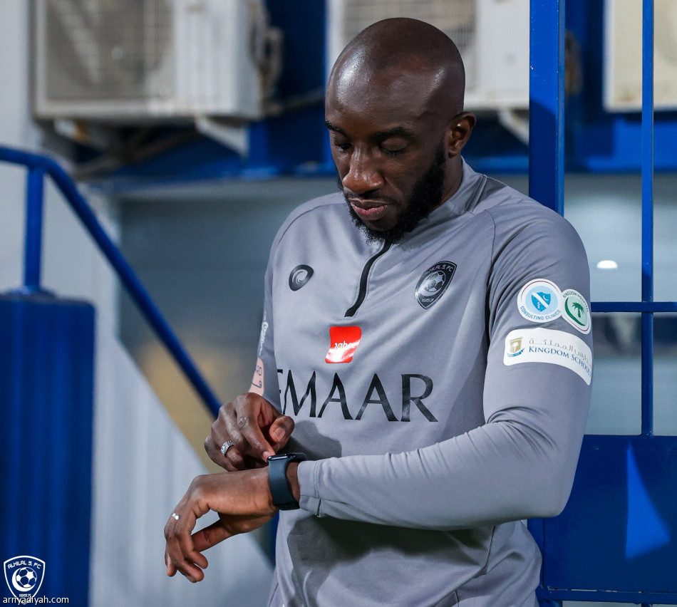 الهلال يعود.. ويناور فئة الشباب