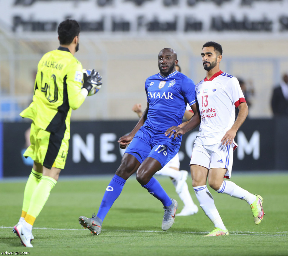 الهلال يبدأ  حملته الآسيوية بثنائية الشارقة