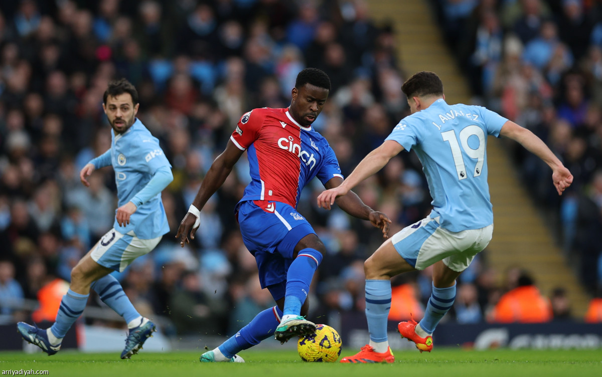 السيتي يتعثر