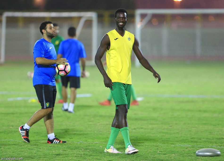 الخليج يلاقي الجيل ودياً في الراكة والإدارة واللاعبين يزورون غفوري