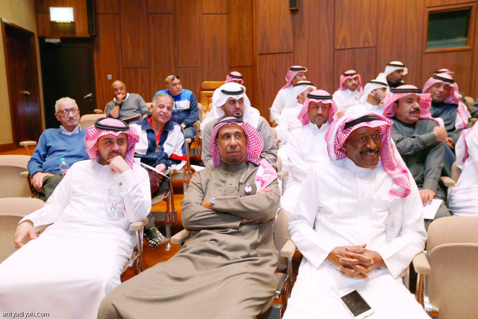 38 فريقاً يبحثون عن 9 مقاعد