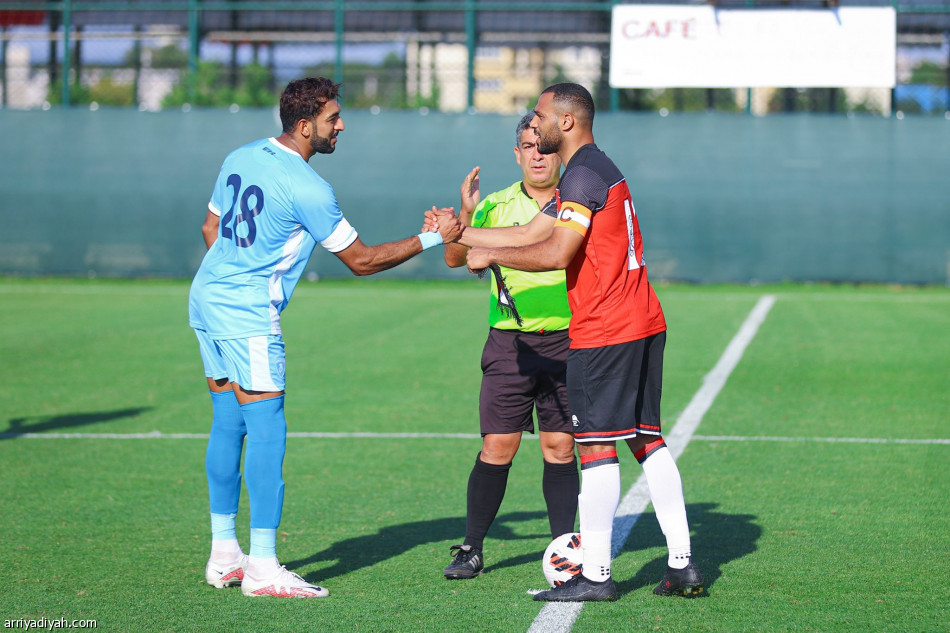 الرائد يتخطى حتا الإماراتي بثلاثية