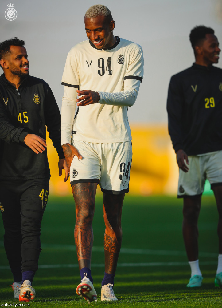 النصر يبدأ تحضيرات ديربي الكأس