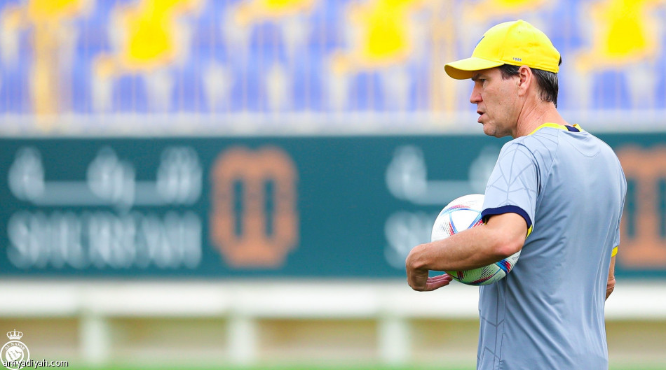 النصر يدشن تحضيرات مواجهة أبها الدورية