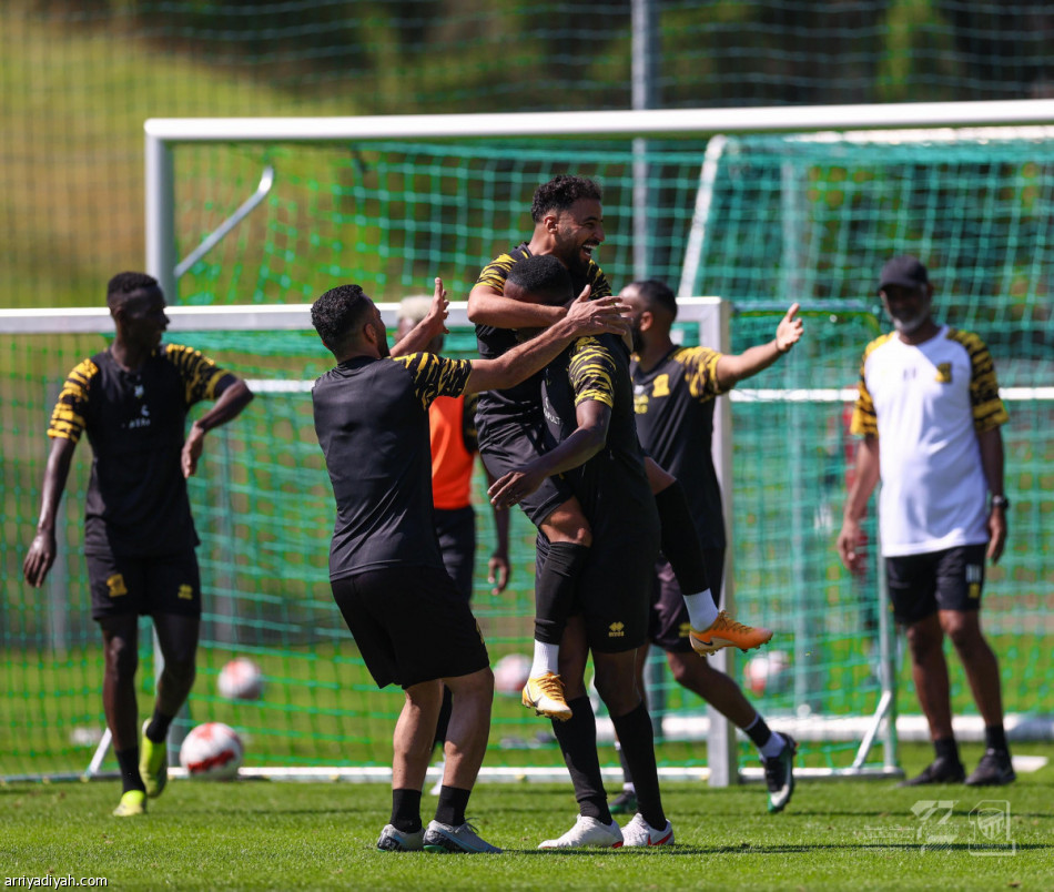 أجانب الاتحاد يلتحقون بمعسكر النمسا