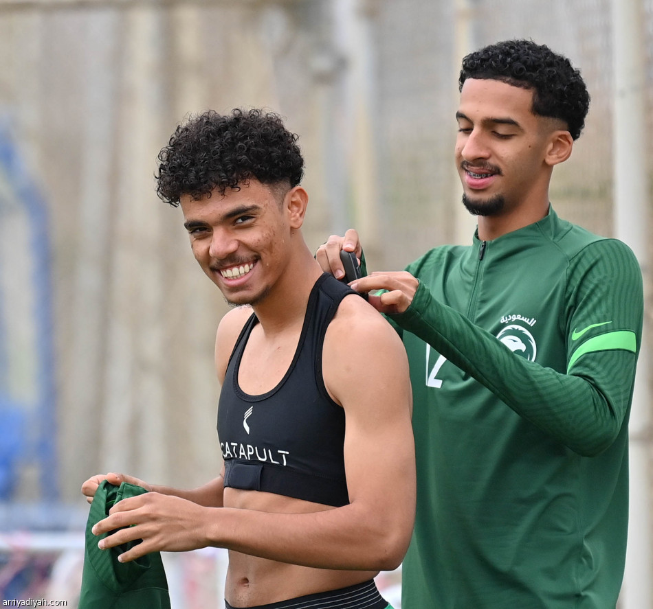 الأخضر الشاب يعتمد تكتيك العراق