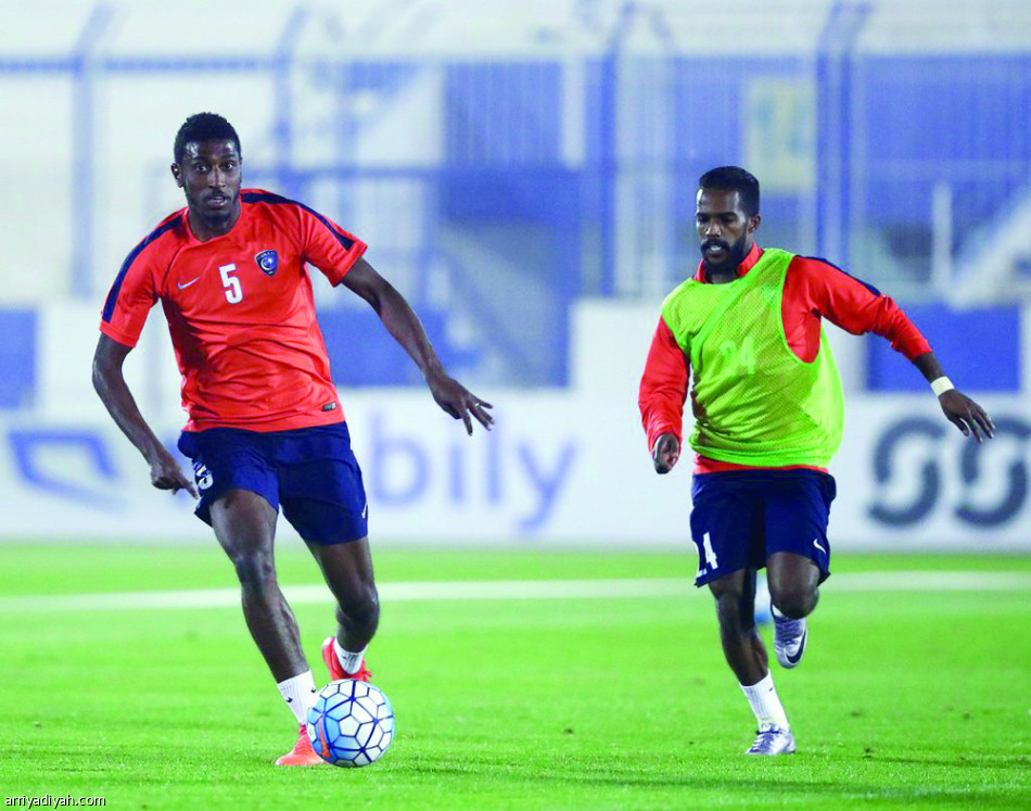 الهلال يريح الأساسيين.. ويباغت الوحدة بالدفاع