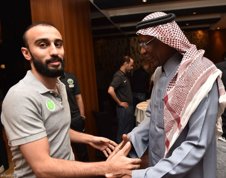 عيد يطالب لاعبي الأخضر بـ 
