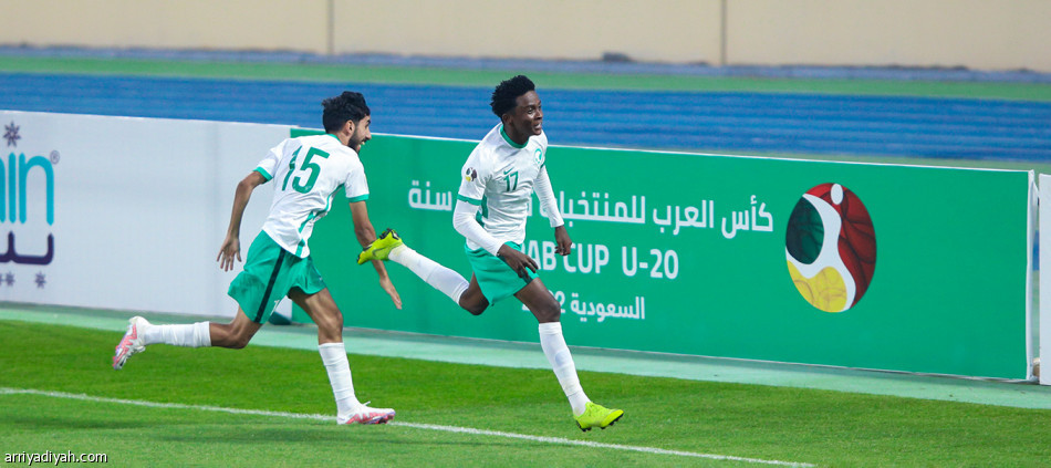 نهائي العرب
يجمع بين جابر وتلميذيه