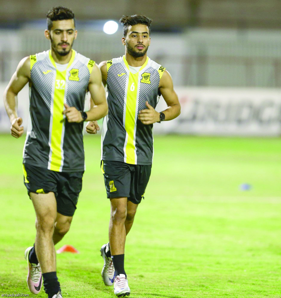 سييرا يستنجد بخرمي.. ويراقب مواهب الاتحاد