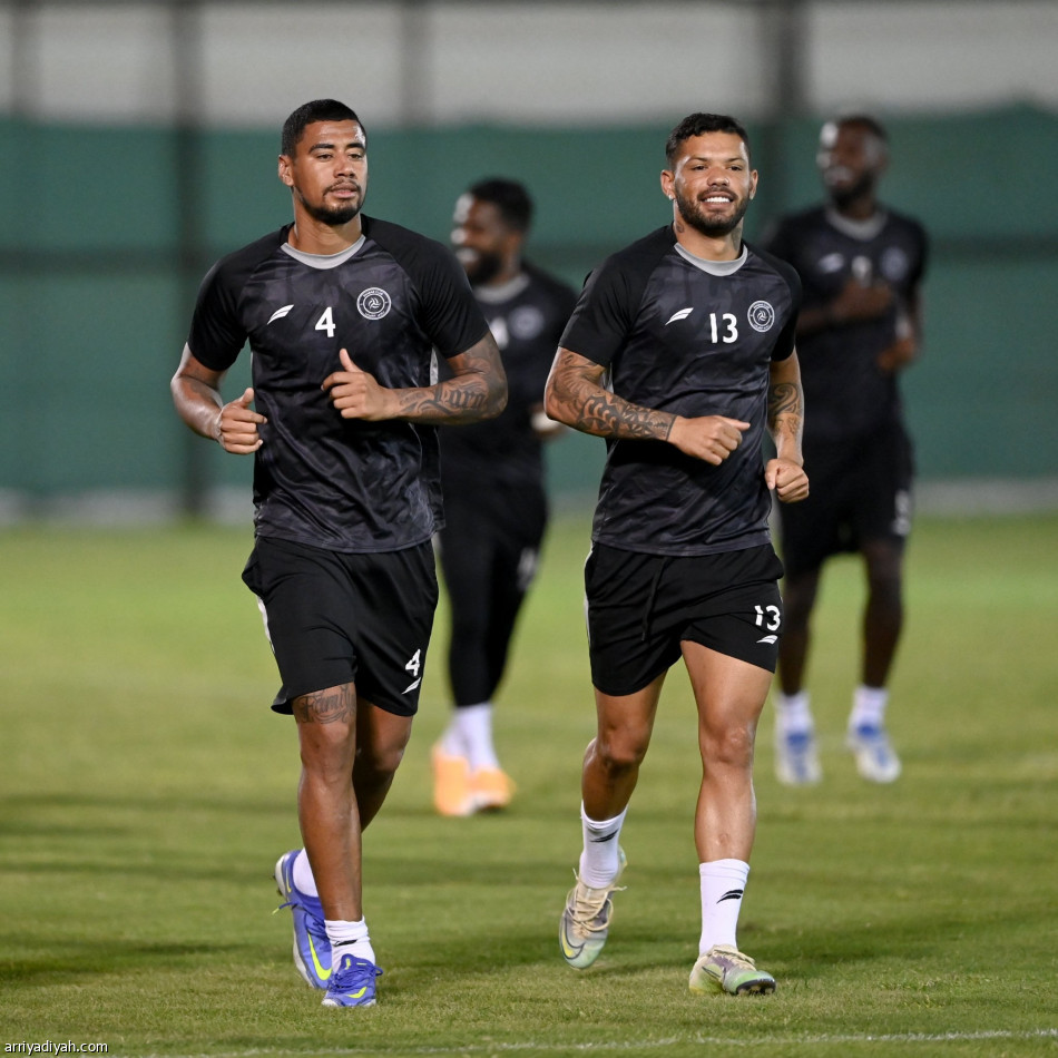 الشباب.. تدريبات خاصة تجهز القرني