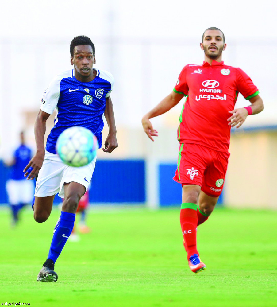 الهلال يتجاوز الاتفاق بثنائية فلاتة وإدواردو