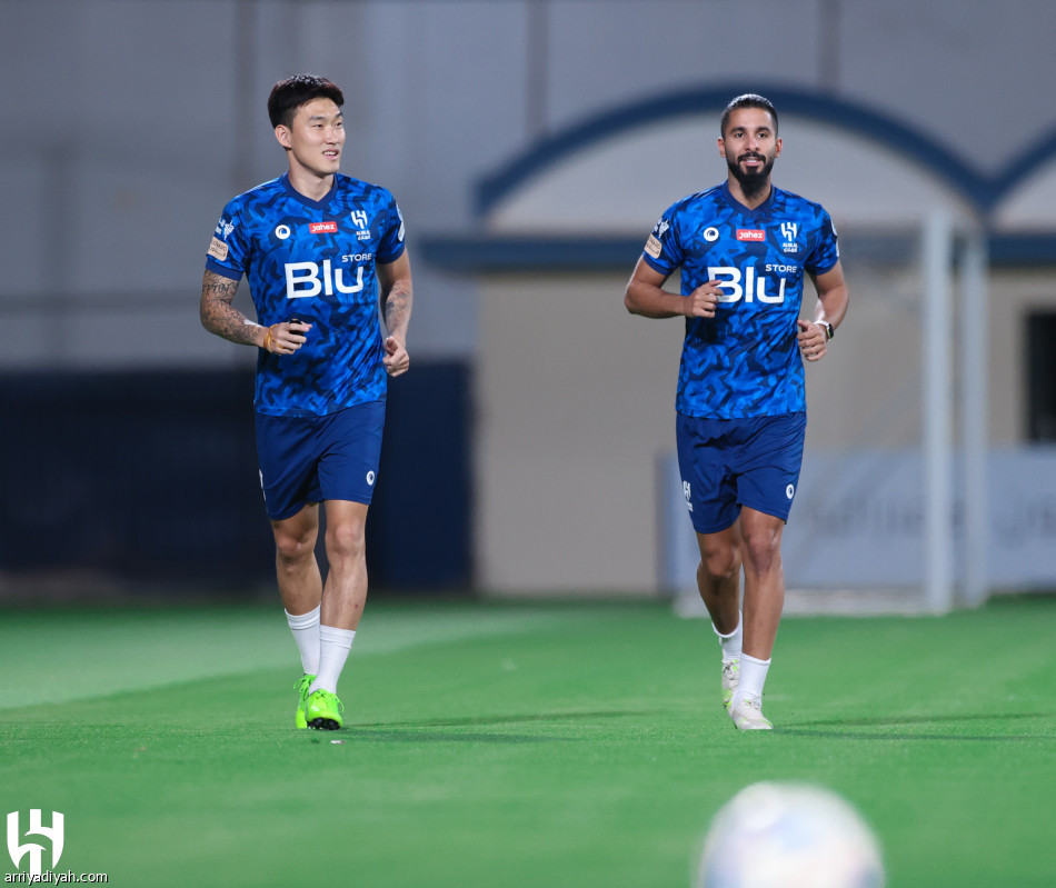 الهلال.. مناورة تعيد ميشيل والفرج