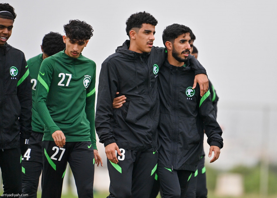 الأخضر الشاب يعتمد تكتيك العراق