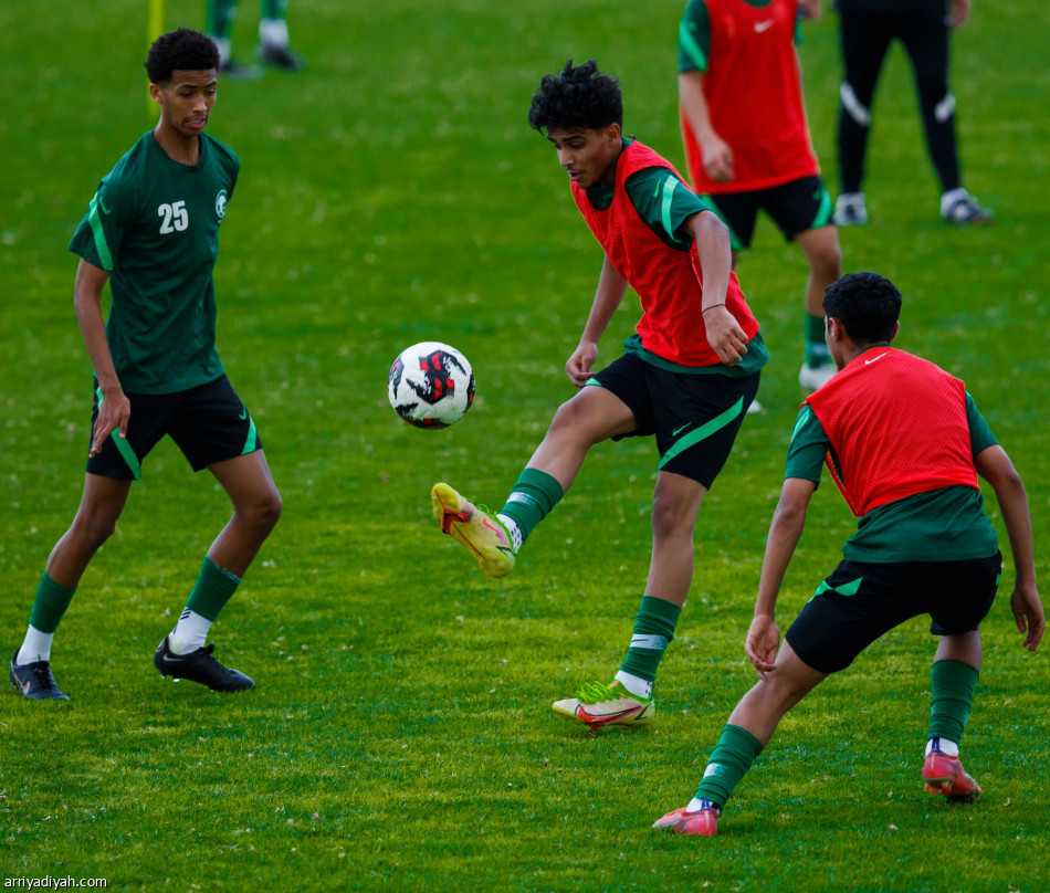 ناشئو العرب.. 23 لاعبا في قائمة الحربي