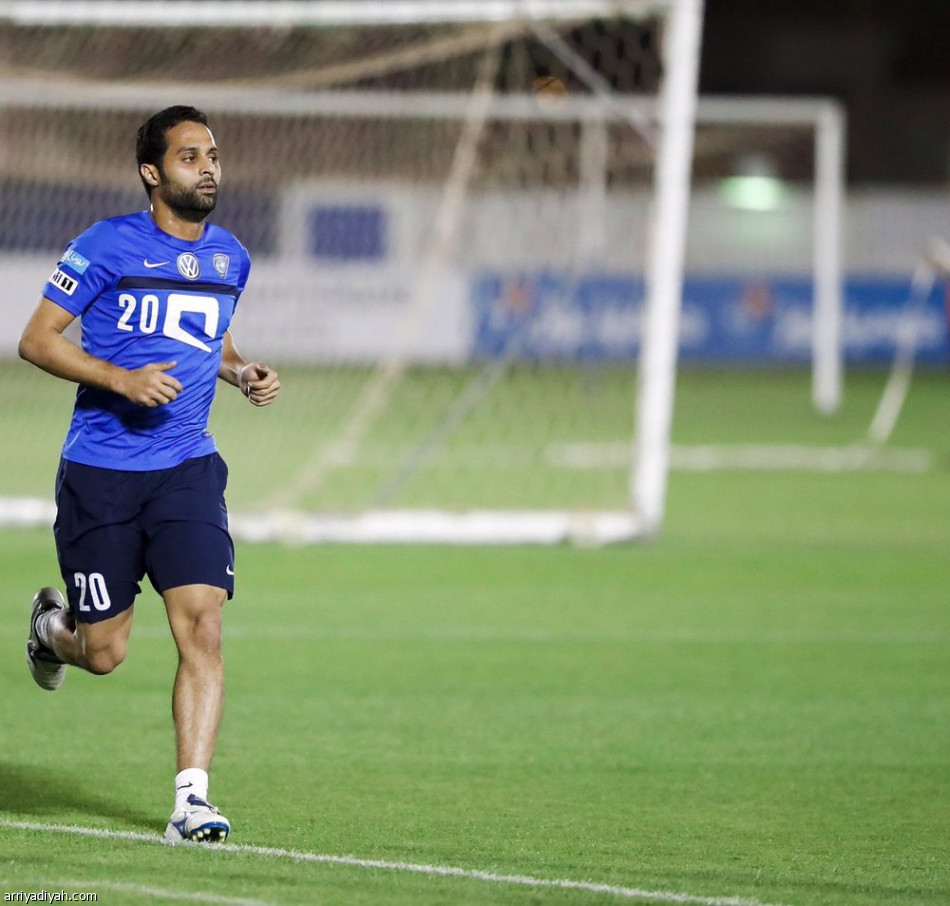 يوسف الثنيان يطالب لاعبي الهلال بالتركيز على كأس الملك والتأهل الآسيوي