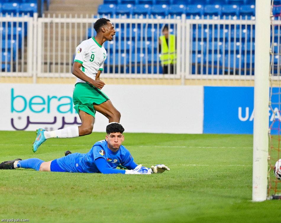 500 سعودي 
ينظمون جماهير المحالة