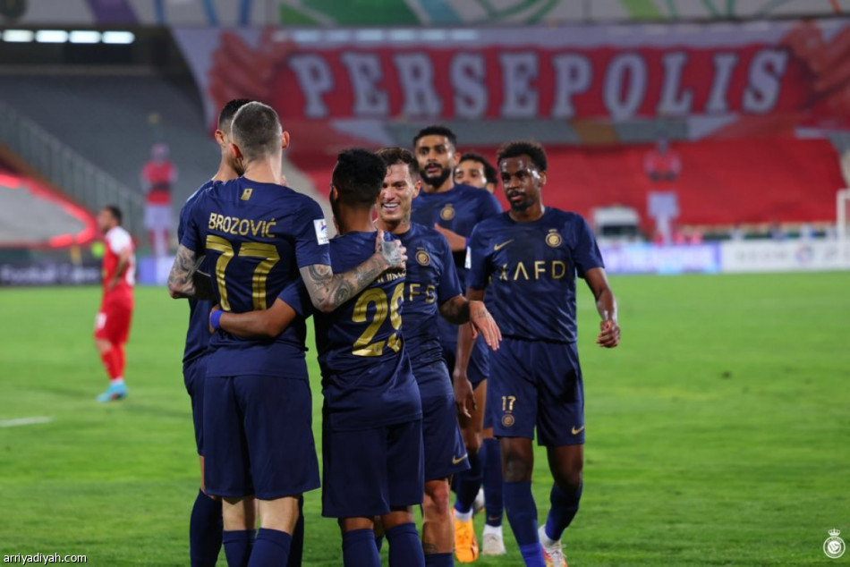النصر يعبر بيرسبوليس.. ويتصدر