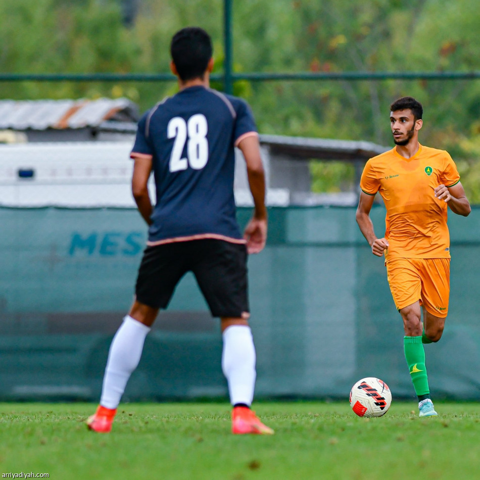 الخليج يتعادل مع السالمية في 3 دقائق