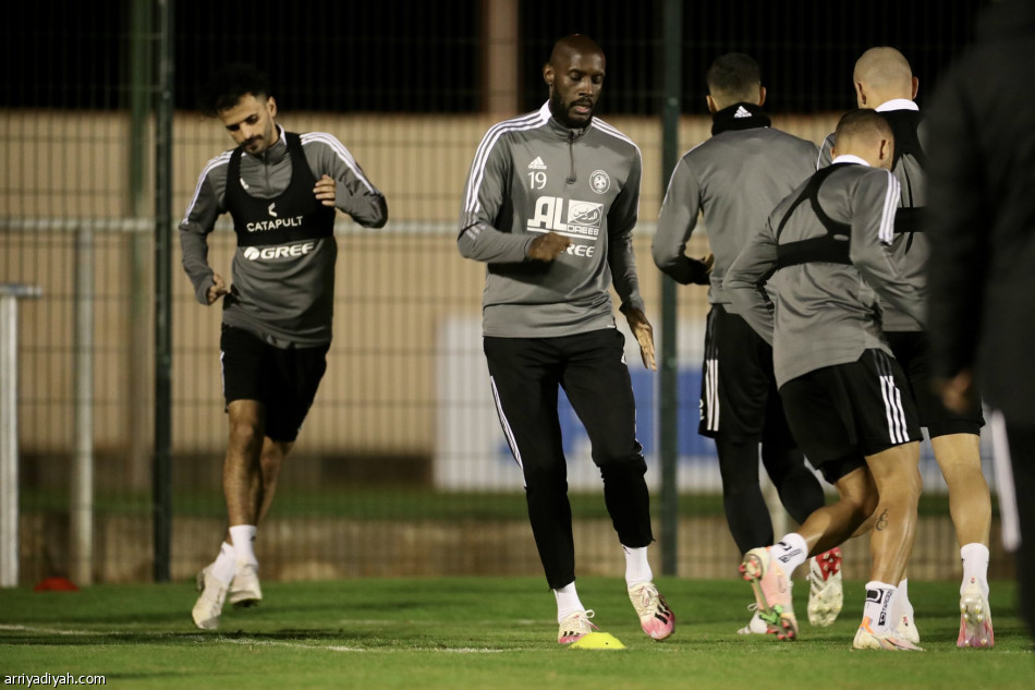 الفيصلي يفتح ملف السوبر.. وأمالفيتانو يلزم العيادة