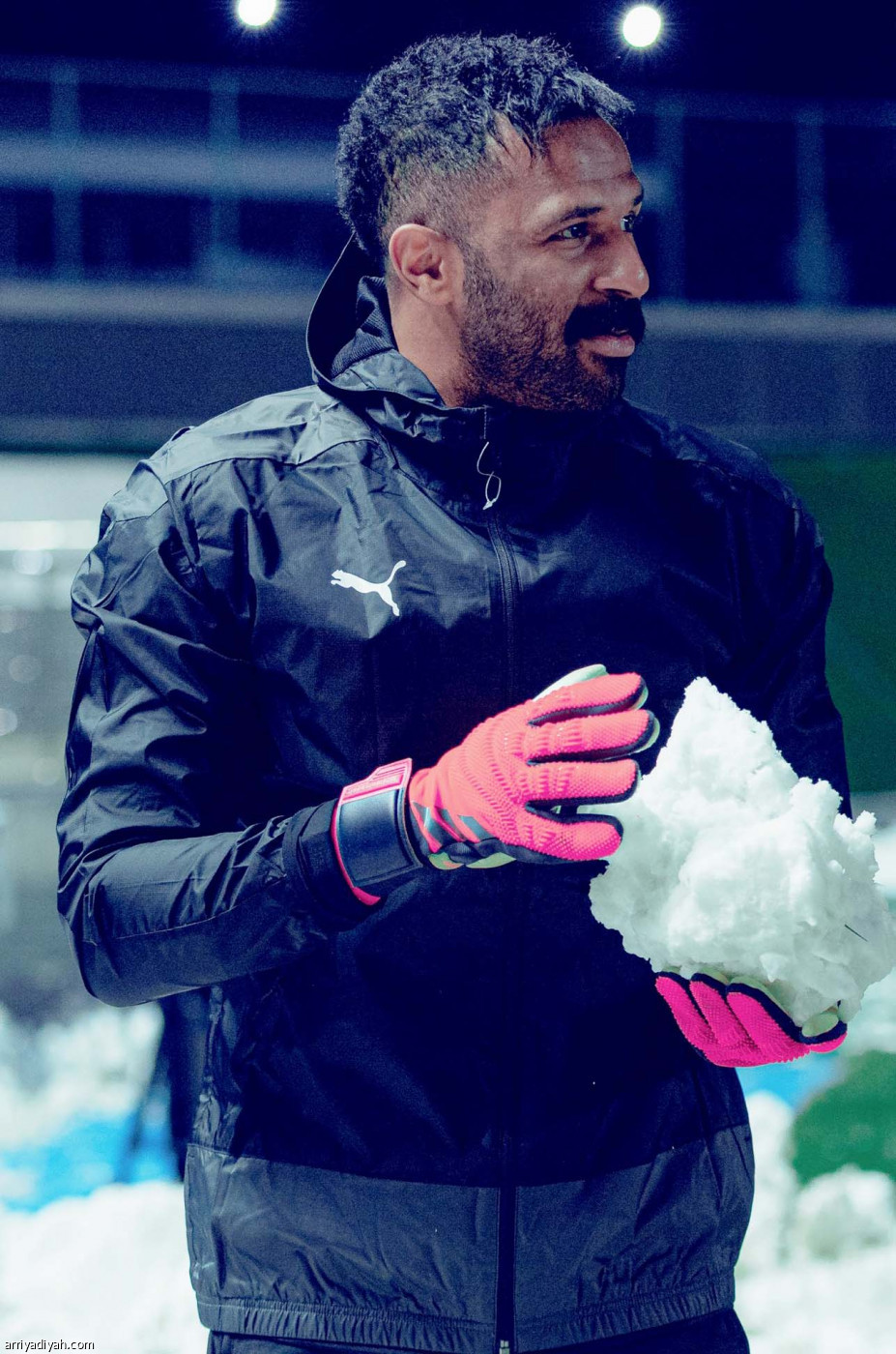 الهلال تحت الثلوج