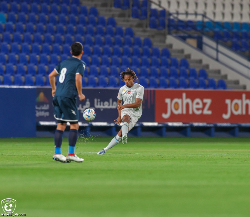 الهلال يكسب تجريبية الباطن