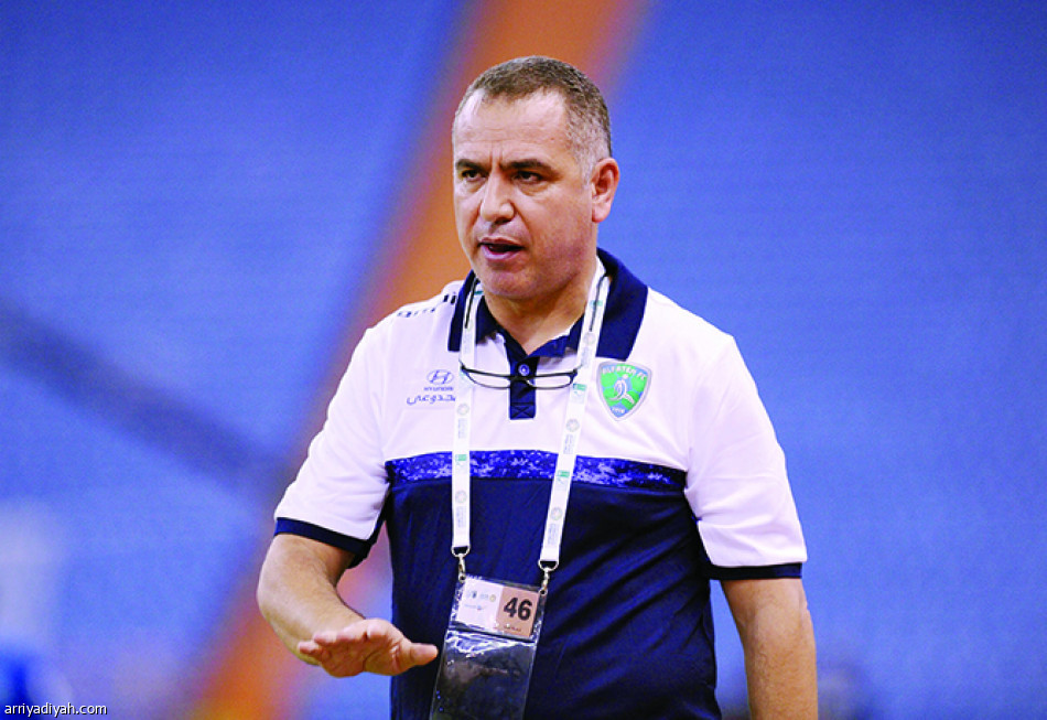 خبراء ومدربون سعوديون وعرب: 
الكأس خضراء