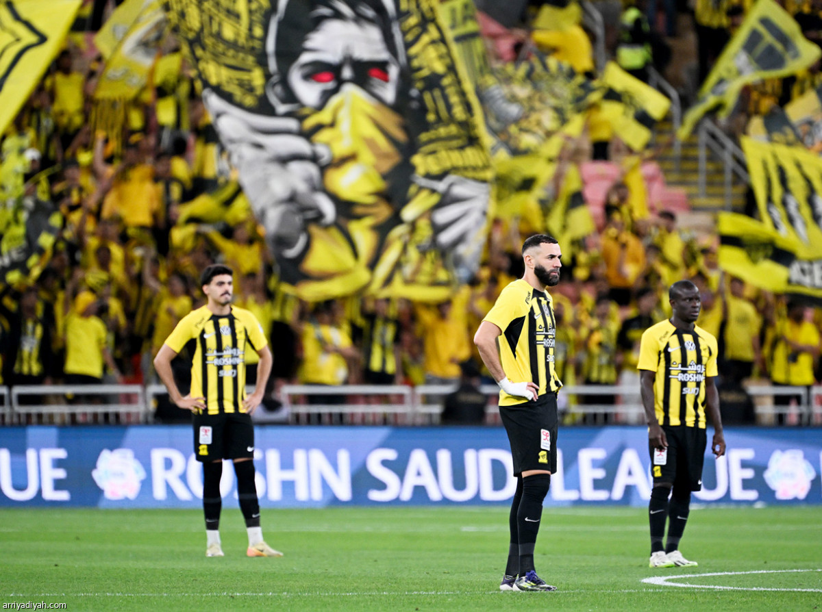 الأخدود يربك الاتحاد